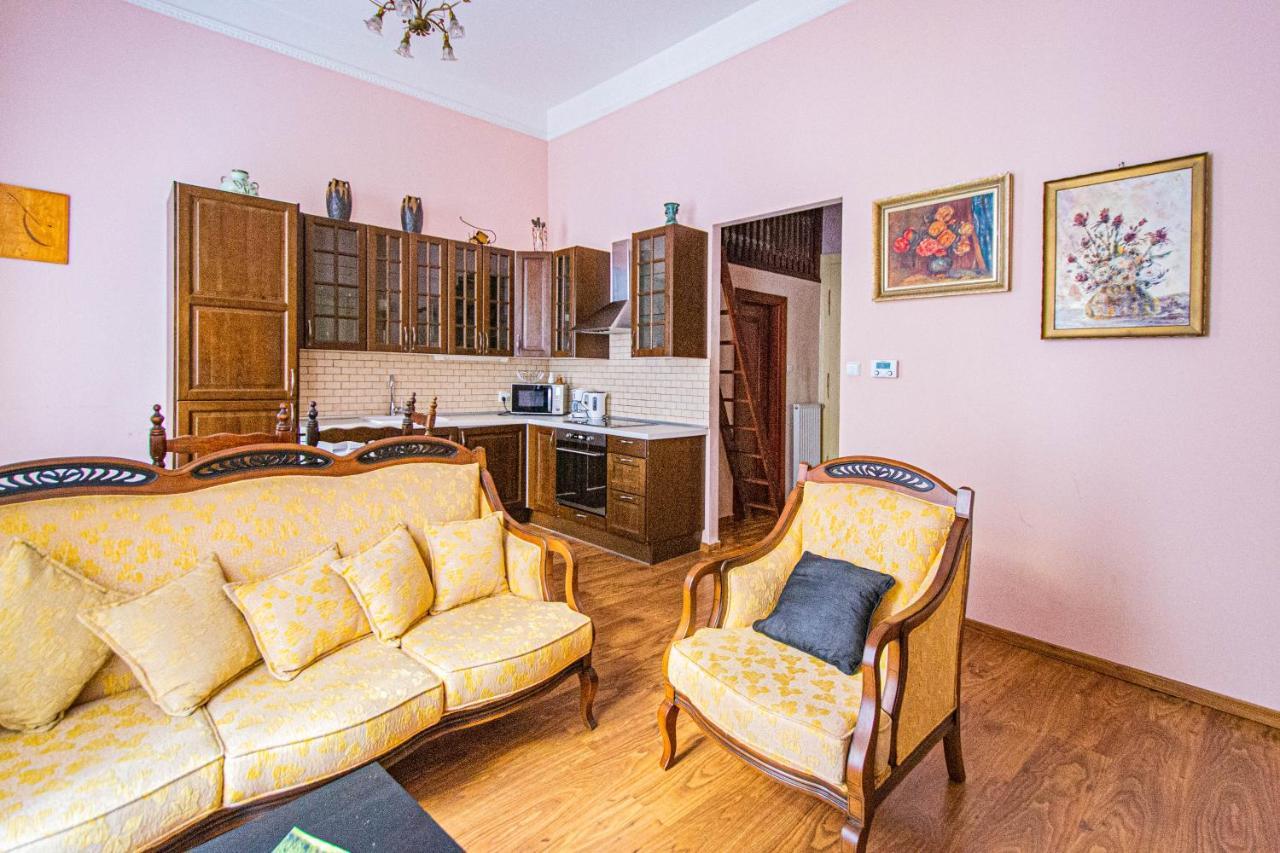 Appartement Astronomical Clock By Ruterra Prague